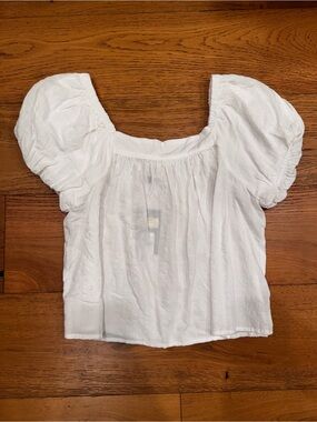 NWT Universal Thread Puff Short Sleeve Blouse Sz S